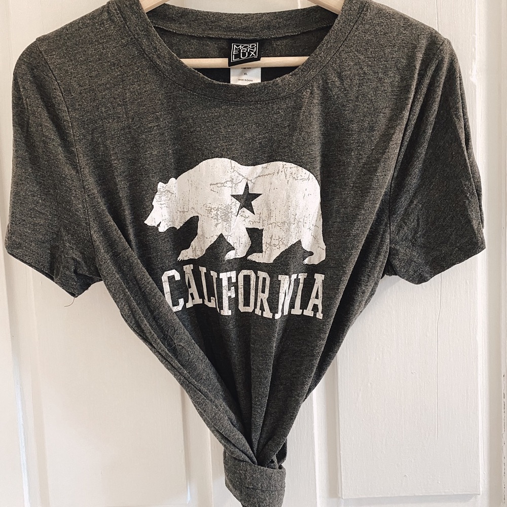 Graphic tee